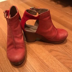 Free people clogs